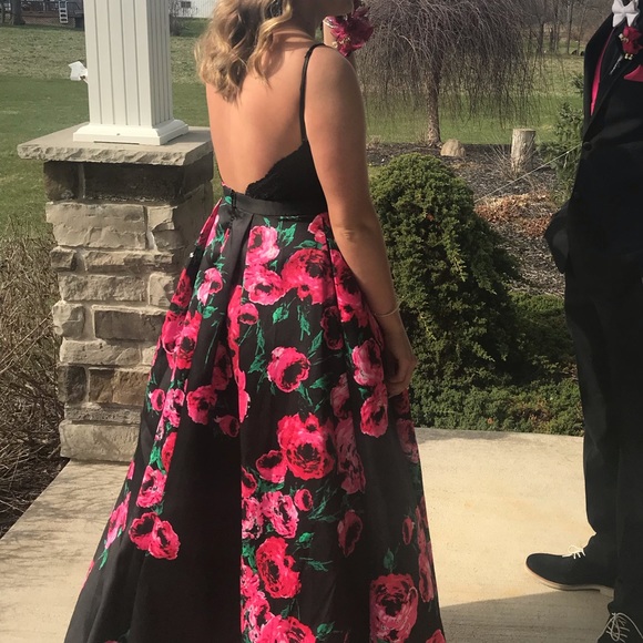 BeeDarlin Brand: Floral and black lacy prom dress! - Picture 8 of 8